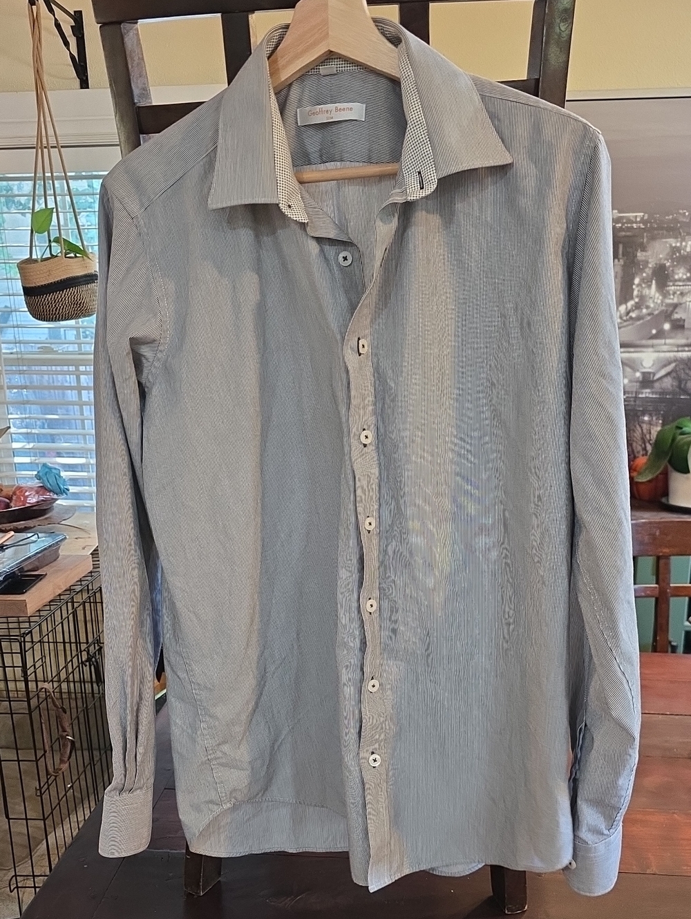 Geoffrey Beene Men's Pale Blue Dress Shirt with White Contrast Collar